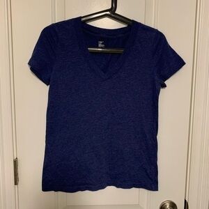 Gap | blue V-Neck